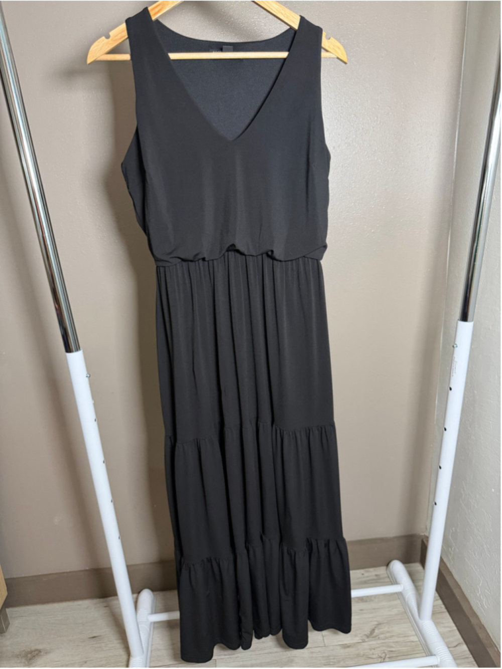 Boston Proper Black V-Neck Tiered Maxi Dress